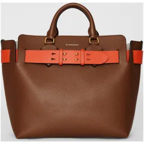 博百利/Burberry 女士 The Belt - 中号皮革贝尔特包 (棕褐色) 40732841