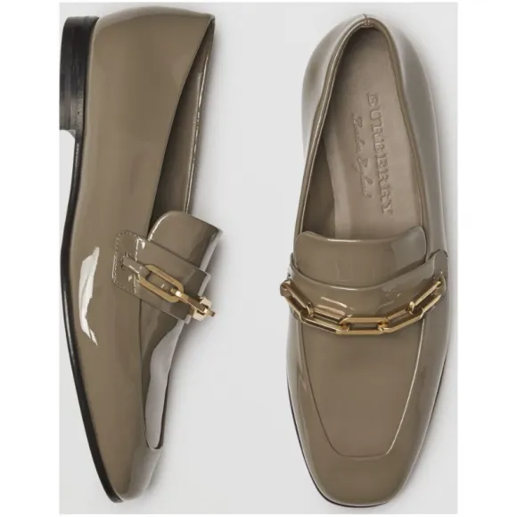 博百利/Burberry 女士 链环装饰漆皮休闲便鞋 (灰褐色) 40756411