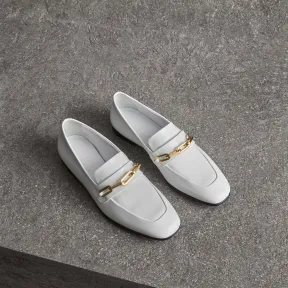 博百利/Burberry 女士 链环装饰漆皮休闲便鞋 (光白色) 40756441