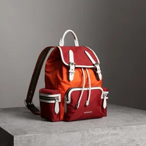 博百利/Burberry 女士 The Rucksack - 中号拼色尼龙皮革军旅背包 (缤纷红色) 40765141