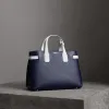 博百利/Burberry 女士 The Banner - 中号双色皮革班纳手袋 (摄政蓝 / 粉笔白) 40767461