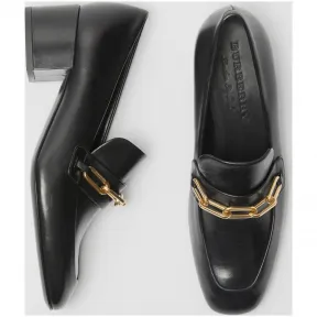 博百利/Burberry 女士 链环装饰皮革粗跟休闲便鞋 (黑色) 80061071