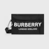 博百利/Burberry 徽标印花尼龙拉链收纳袋 (黑色) - 女士  80150421
