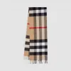 博百利/Burberry 女士 格纹羊绒围巾 (典藏米色)  80181751