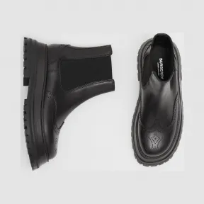 博百利/Burberry 女士 镂空雕花装饰皮革切尔西靴 (黑色) 80192791