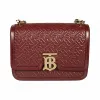 博百利/Burberry 女士 TB 小号专属标识绗缝羔羊皮锁扣包 (大不列颠红) 80221291