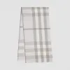 博百利/Burberry 轻盈格纹羊绒围巾 (白色 / 浅灰色)  80264531