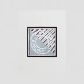 博百利/Burberry 蒙太奇印花丝质方巾 (浅蓝色) 80496031