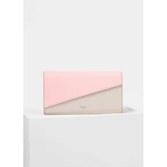 思琳/Celine  Diagonal大号光滑小羊皮多功能翻盖包 109073AZ9.25PT