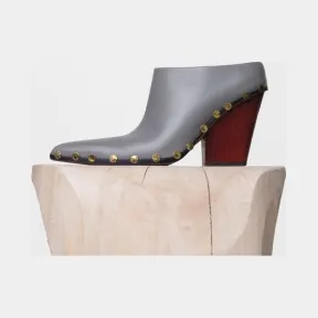 思琳/Celine  Rodeo浅灰色小牛皮饰钉高跟穆勒鞋 318513CRNC.08GC