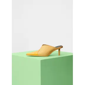 思琳/Celine  黍米黄小牛漆皮拼Nappa小羊皮65毫米细烟跟V型口穆勒鞋 321643PMUC.11CO