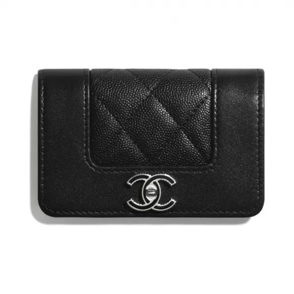 香奈儿/Chanel 口盖卡套  颗粒压花小牛皮、小牛皮与银色金属  黑 A70117-B03213-94305