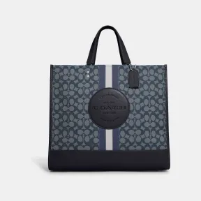 蔻驰/Coach Dempsey 40 号手提袋，带条纹和 Coach 贴片标志性提花 C8418-SVVGD