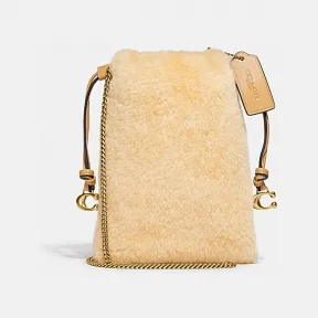 蔻驰/Coach 黄铜色硬件+自然色 羊毛皮拉伸手包 CE759-B4