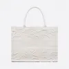 迪奥/Dior 小号白色迷彩刺绣帆布 Dior Book Tote 托特包 M1296ZWAH-M879