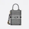 迪奥/Dior 迷你 Book Tote 手机袋 黑色和白色超迷你千鸟格纹刺绣 (13 x 18 x 5 cm) S5555CZAE_M911_TU