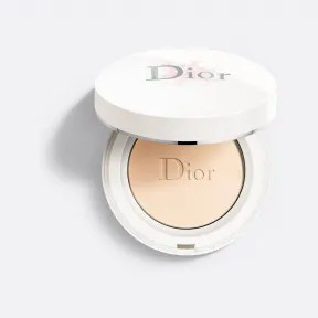 迪奥/Dior 迪奥雪晶灵光蕴焕亮粉饼：白皙晶透 水润焕亮 C013773020