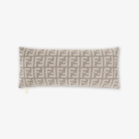 芬迪/Fendi FF靠垫鸽子灰羊绒靠垫 7AC075AL9OF1JL1 8056582439877