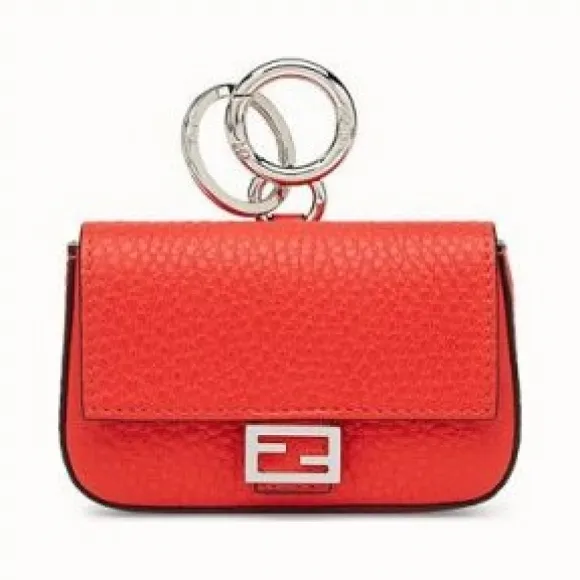 芬迪/Fendi MICRO BAGUETTE吊饰_ Roma Amor皮质吊饰 7AR763 NDU F0BXA