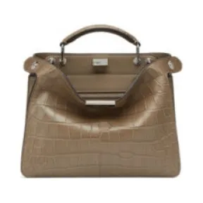 芬迪/Fendi Peekaboo Iseeu迷你号棕色短吻鳄鱼皮手袋-男士手袋-FENDI芬迪中国官网 7VA530AHU3F1F20-8056867964117