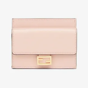 芬迪/Fendi Baguette卡夹-粉红色纳帕革卡夹-女士皮夹和小配件 8M0423AAJDF0J2F 8056582331447