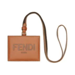 芬迪/Fendi 姓名牌 - 棕色皮革姓名牌 8M0452AAYZF0QVK 8058613622326