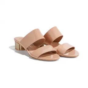 菲拉格慕/Salvatore Ferragamo 花朵造型高跟凉鞋 01M660_671050