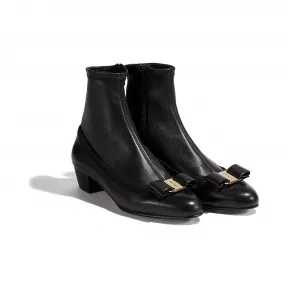 菲拉格慕/Salvatore Ferragamo vara蝴蝶结靴子 01P180_705143