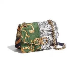 菲拉格慕/Salvatore Ferragamo Gancini绗缝翻盖包 21H455_702117