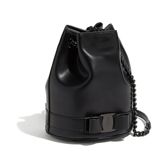 菲拉格慕/Salvatore Ferragamo Vara蝴蝶结水桶包 21H491_709078