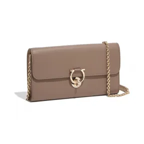 菲拉格慕/Salvatore Ferragamo Gancini迷你包 22D265_715051