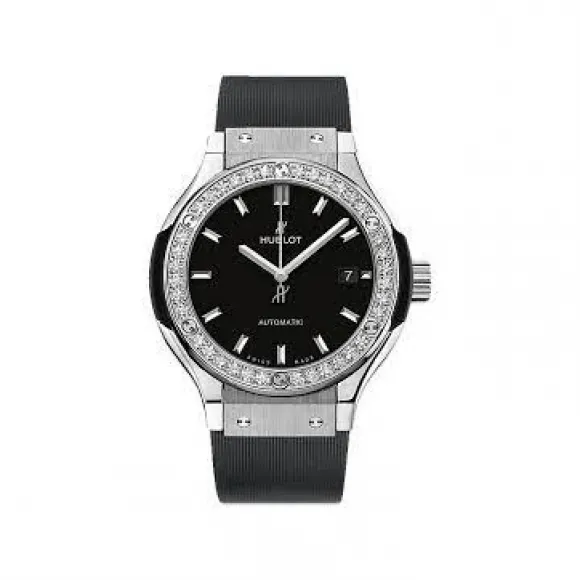 宇舶/Hublot 经典融合系列 CLASSIC FUSION 33MM 钛合金 自动机械机芯 女表 582.NX.1170.LR