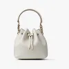 Jimmychoo/吉米周 BONBONBUCKETS-浅金色五金件饰拿铁色柔软亮面小牛皮桶包 BONBONBUCKETSHUT081095