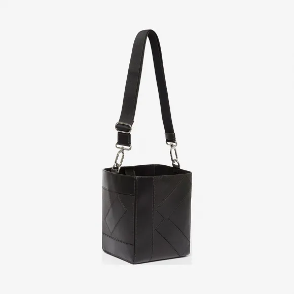 凯卓/Kenzo 黑色 手提袋 Kube小号手提袋 F962SA901L13.99.TU