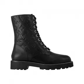 路易威登/Louis Vuitton(LV) TERRITORY 平底靴 - LV | 路易威登LOUIS VUITTON官方线上旗舰店 1ABUVL