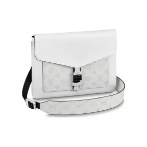 路易威登/Louis Vuitton(LV) OUTDOOR FLAP 信使包 M30411