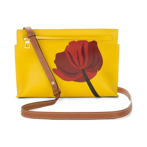 罗意威/Loewe Fiore T Pouch中号手拿包 黄色/红色 1SM.54.N77