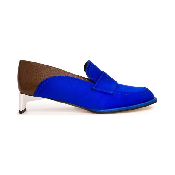 罗意威/Loewe Low Heeled Moccasin蓝色 453.17.026