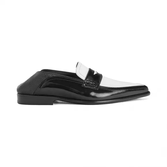 罗意威/Loewe Pointy Slip On Loafer黑色/白色 453.29.261