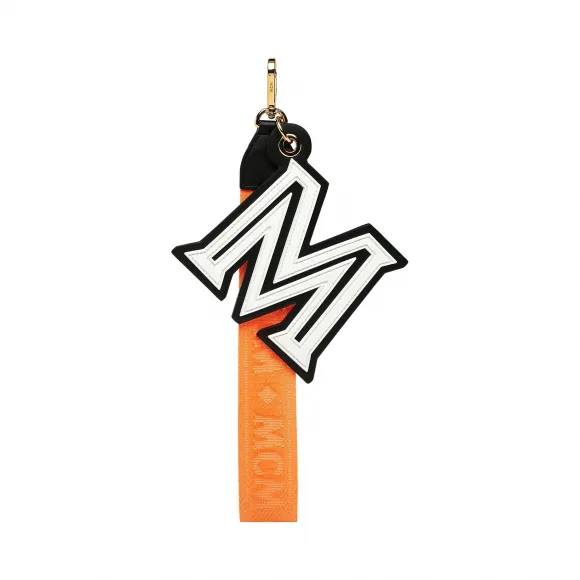 MCM  M 字吊饰 MZZ9SMM07OW001