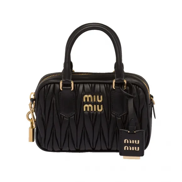 缪缪/Miu Miu 黑色 Matelassé 软羊革保龄球包 5BB123-N88-F0002