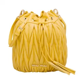 缪缪/Miu Miu 软羊革水桶包 5BE014_N88_F0F06