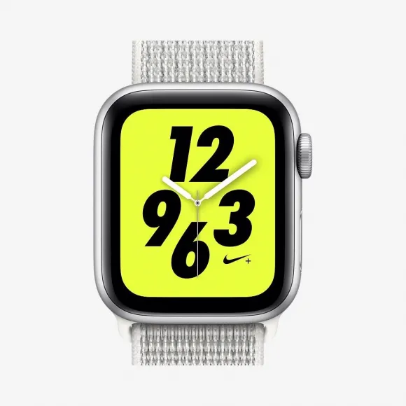 耐克/Nike 40 毫米运动手表 AP0337-002