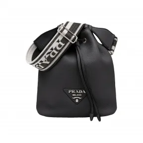普拉达/Prada Prada Flou 皮革水桶包 1BE060-2DKV-F0002-V-3OO
