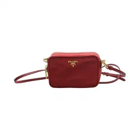 普拉达/Prada  红色 尼龙 斜跨包 1N1674-2AB5-F0011