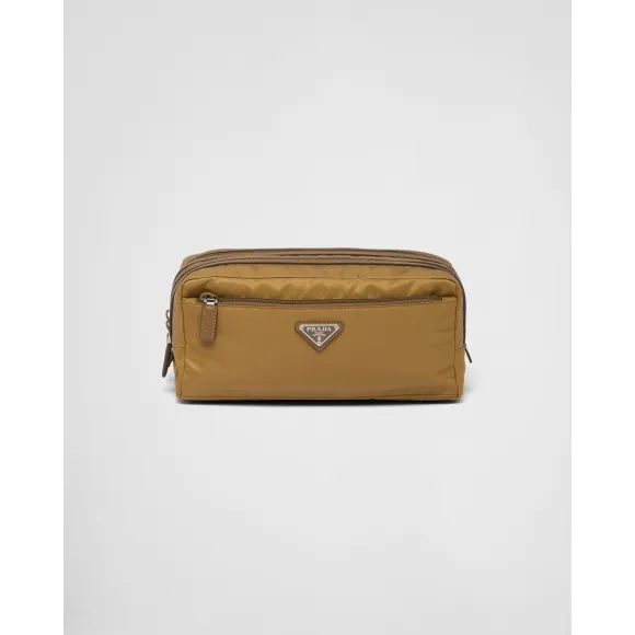 普拉达/Prada Re-Nylon 再生尼龙和Saffiano 皮革旅行收纳包 2NA030-2DMH-F0005