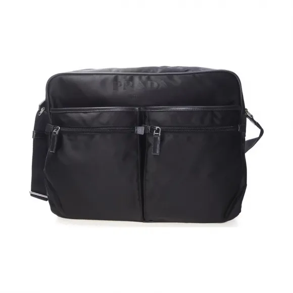 普拉达/Prada  黑色 尼龙 斜跨包 VA0993-064-F0002