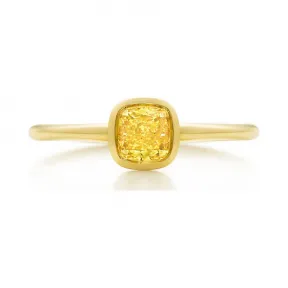 Tiffany Bezet™ 18K 金镶黄钻戒指  26196981