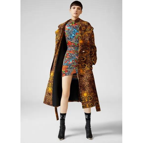 范思哲/Versace Leo Baroque印花天鹅绒大衣 EC7HUA914-ESH400_E923