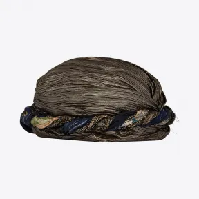 伊夫圣罗兰/Yves Saint laurent 在lamsilk绑头巾